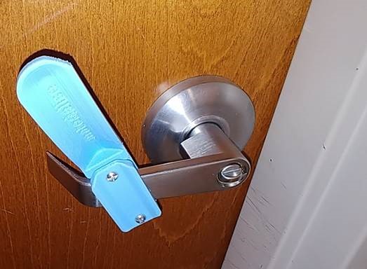 No hand door knob handles